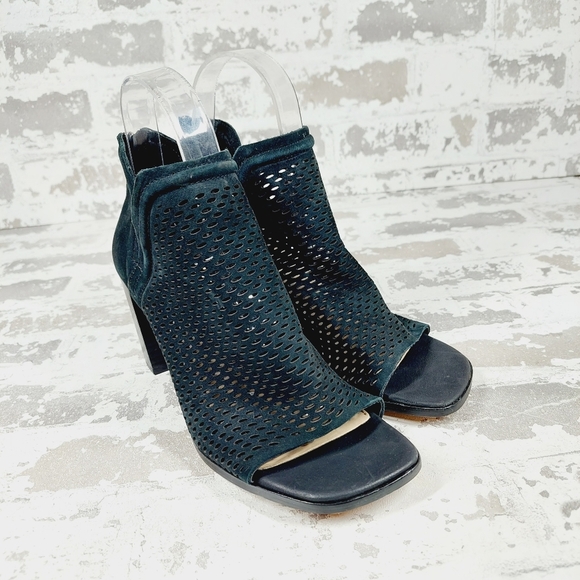 Vince Camuto Katnina Black Nubuck Leather Bootie Sandal Shootie M725 - Picture 4 of 13